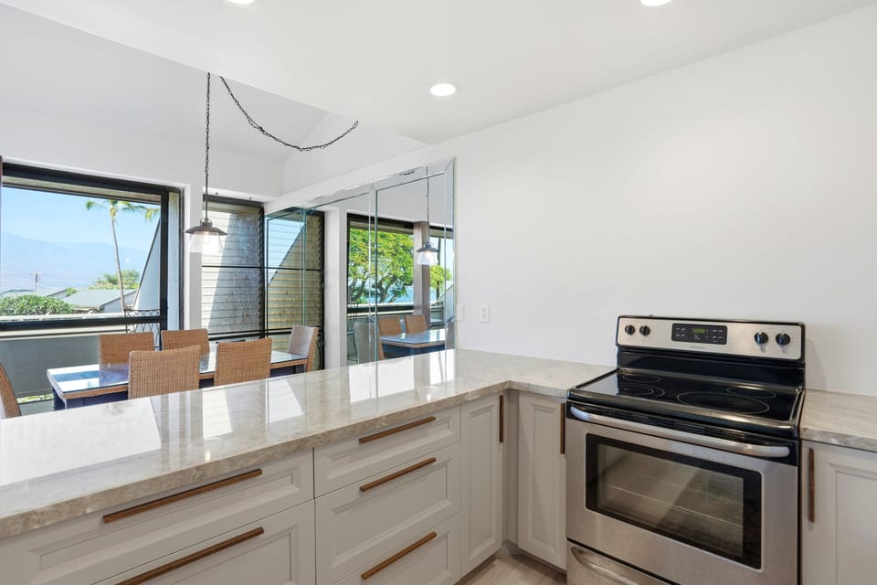Condo, 2 Bedrooms | Private kitchen | Coffee/tea maker, fridge, oven, toaster