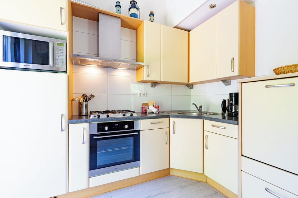 House | Private kitchen | Highchair