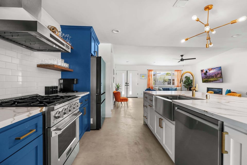House, Multiple Beds, Pool Access, Mountain View (Casa Catalina) | Private kitchen