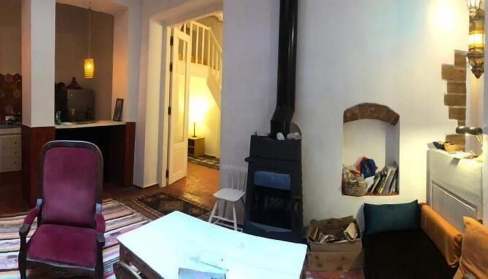 Fireplace, toys, computer monitors, printers