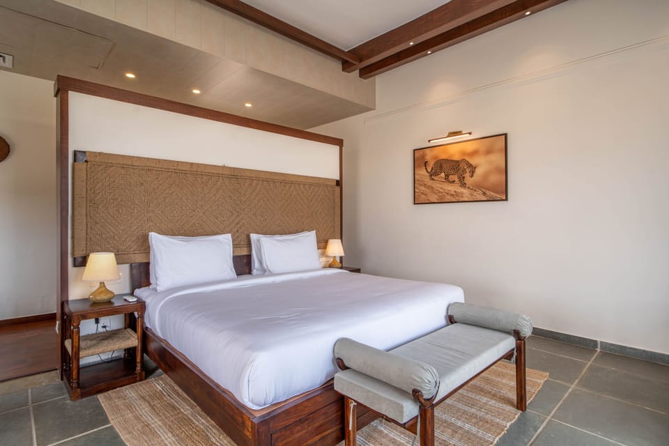 Premium bedding, memory foam beds, minibar (some free items)