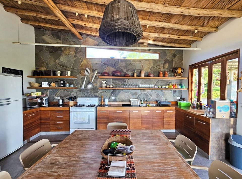House, Pool View | Private kitchen | Toaster, blender