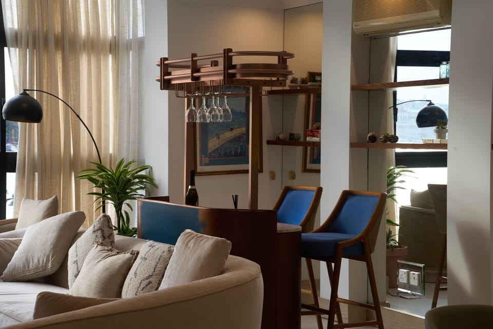 Bar area