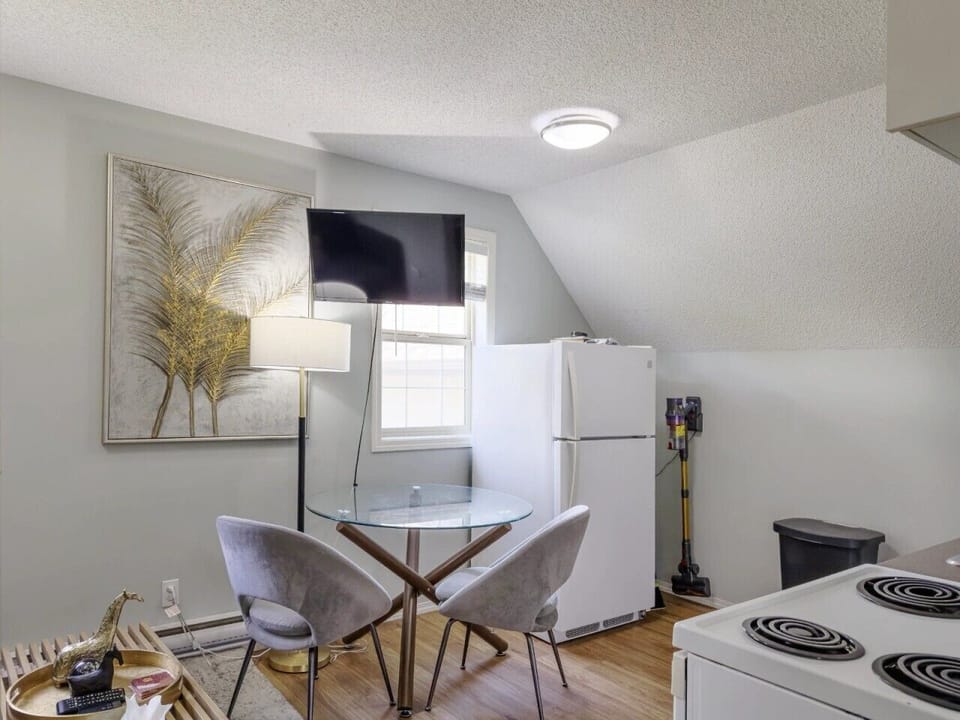 Dining and kitchen space