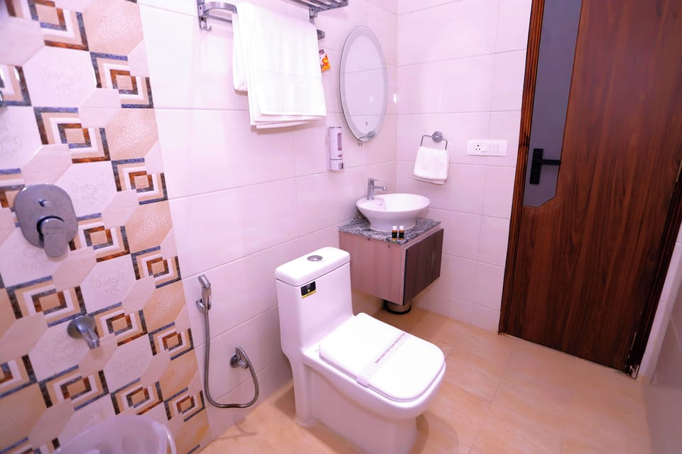 Shower, towels, soap, shampoo