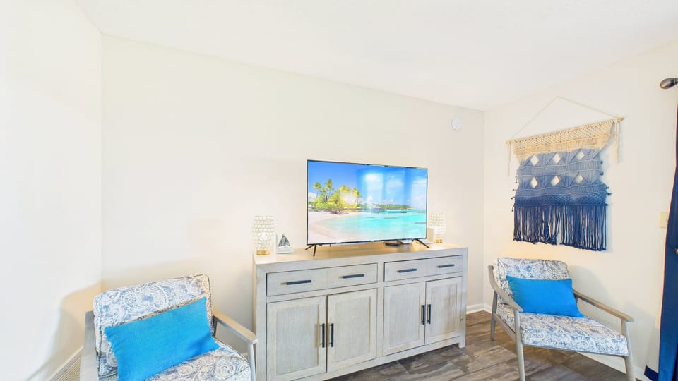 Smart TV and additional seating