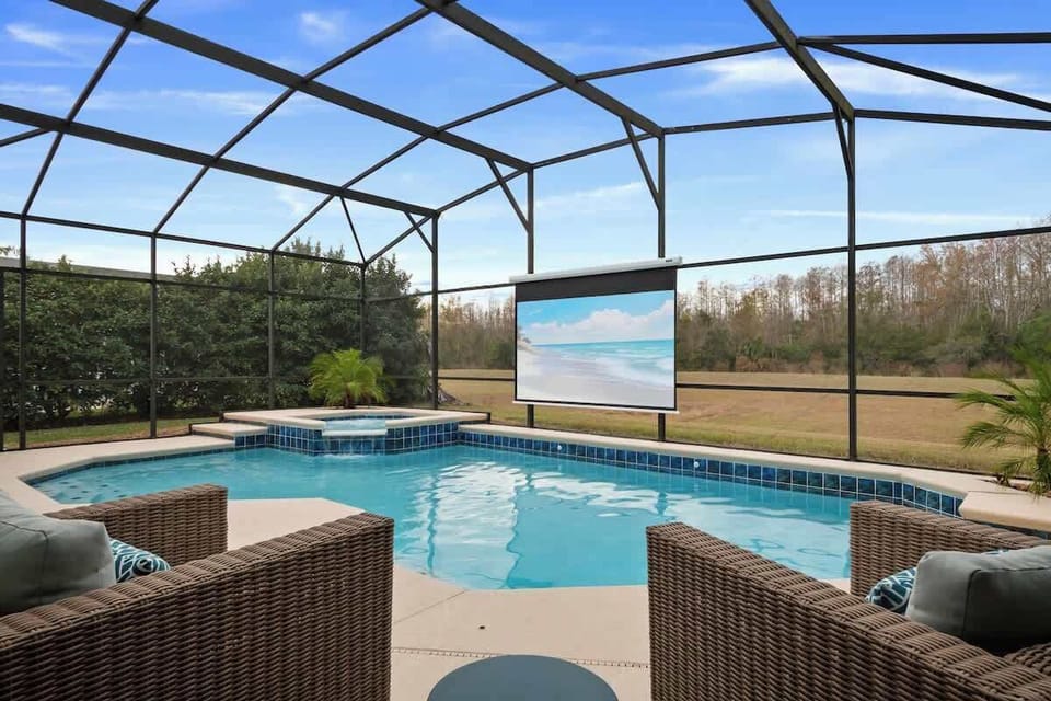 Turn pool time into a movie night experience. Swim, relax, and enjoy your favorite films on the outdoor screen while cooling off in the pool or sharing a meal poolside with family and friends.