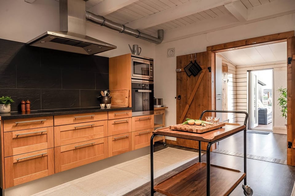 House, 4 Bedrooms, Accessible, Smoking | Interior