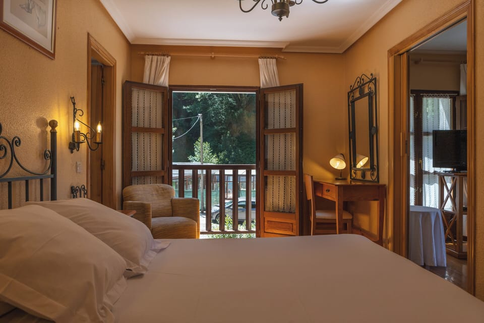 Superior Double Room, Mountain View