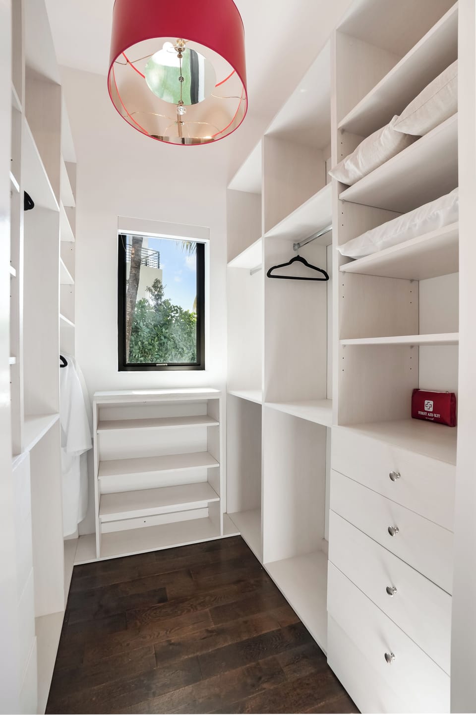 Luxury Villa, Canal View | Interior