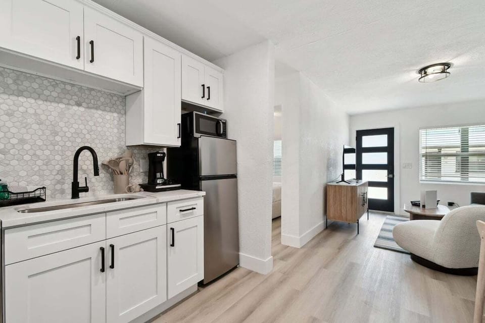 Apartment (1 Bedroom) | Interior