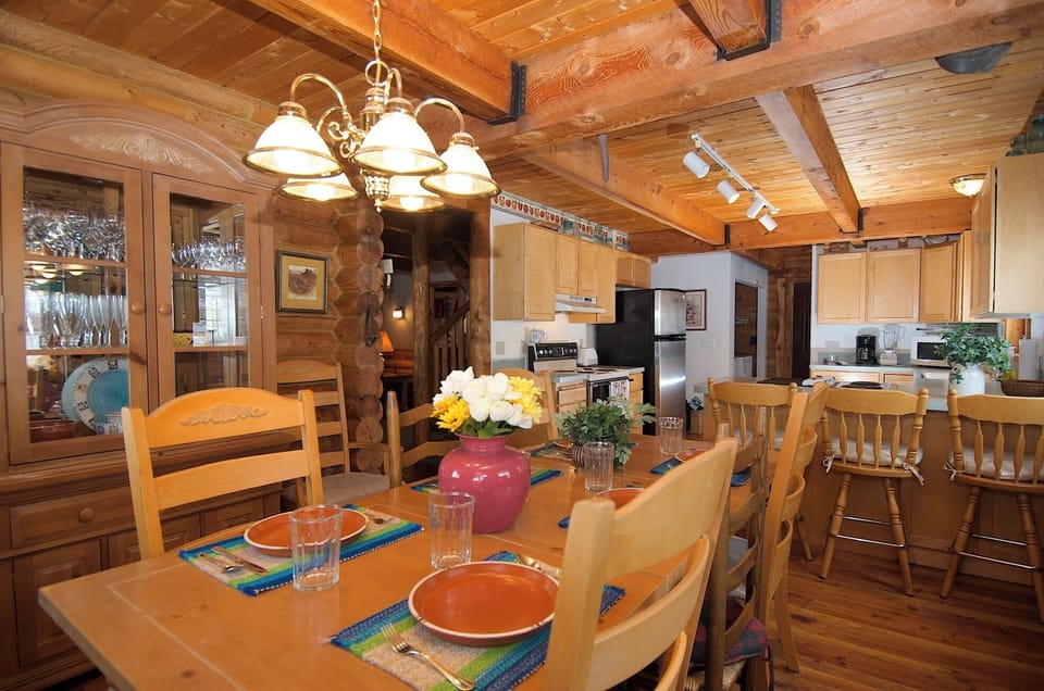 Chalet (4 Bedrooms) | Interior