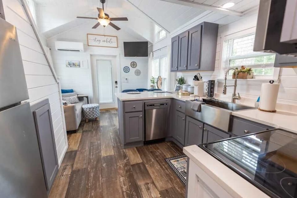 House (1 Bedroom) | Interior