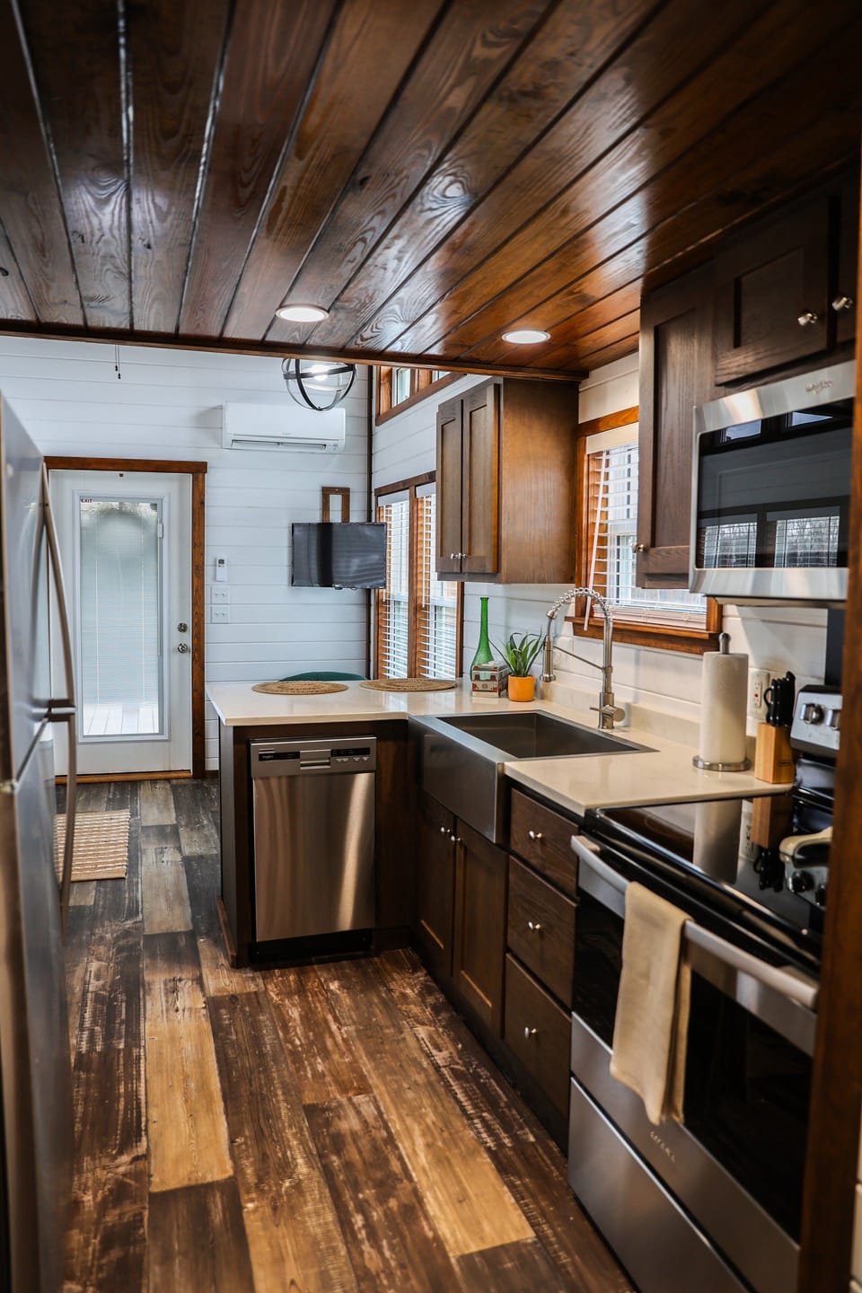 House (1 Bedroom) | Interior
