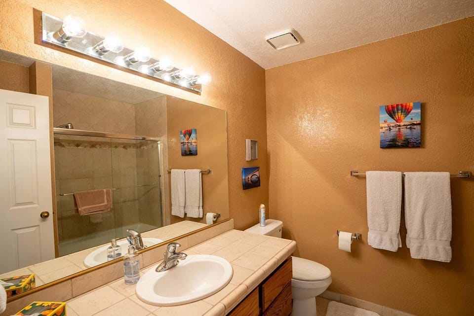 Sweet Town Home on the Island Villa in Lake Havasu City