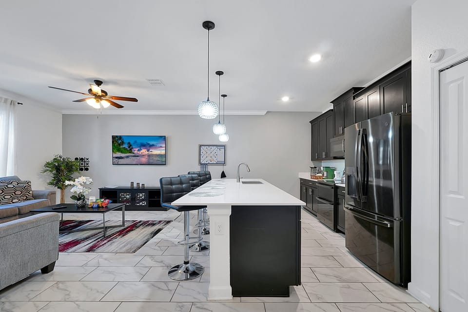 House (4 Bedrooms) | Interior