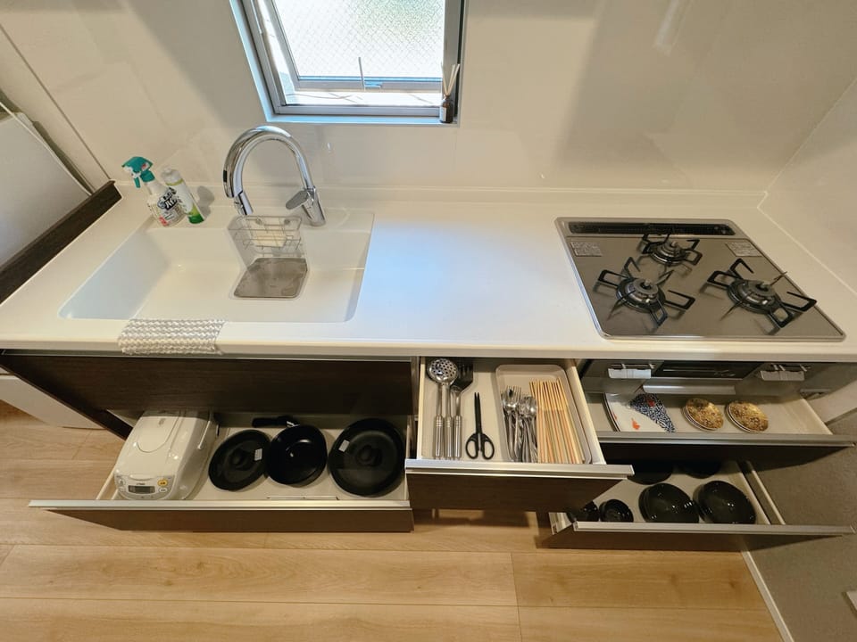 Villa, Balcony, City View | Private kitchen | Electric kettle