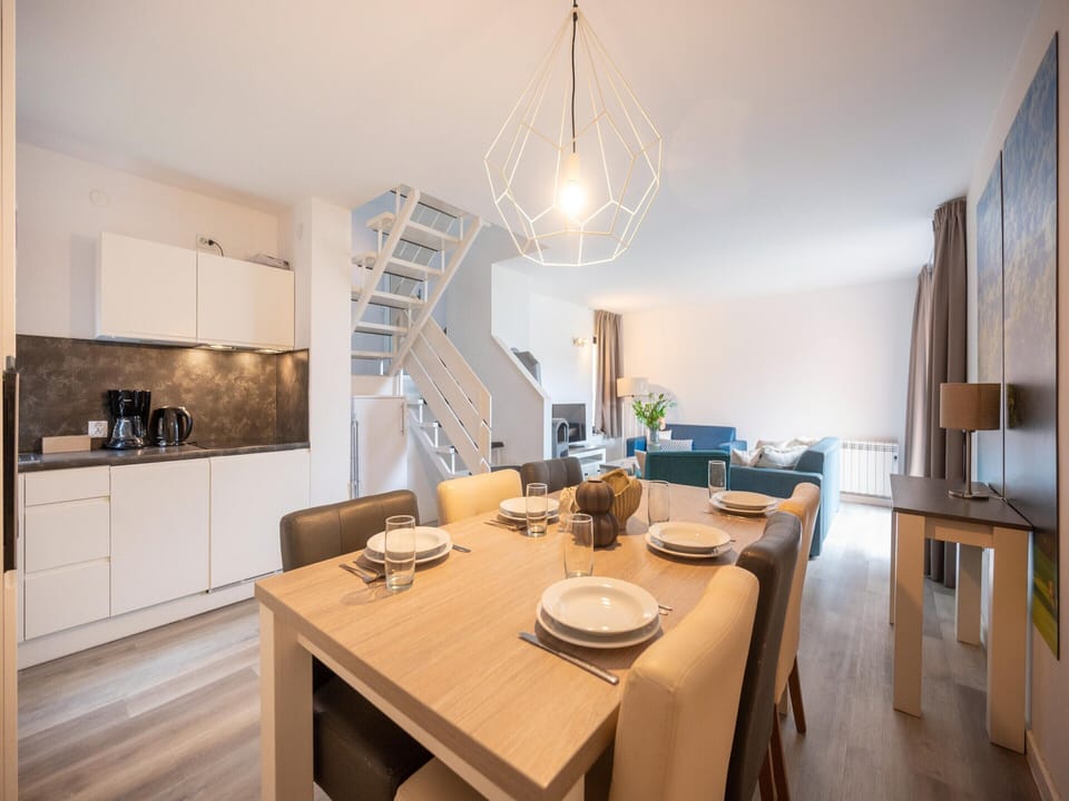Apartment | Dining