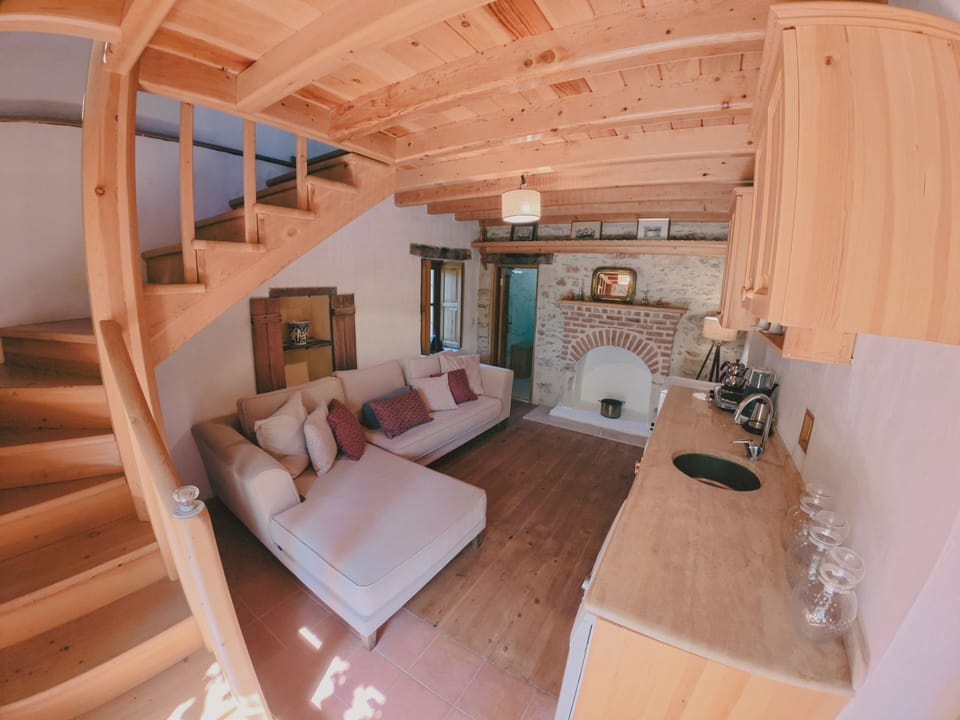 Traditional Duplex, Kitchen, Garden View | Living area