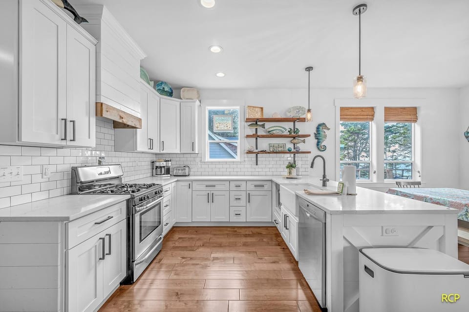 Gourmet Kitchen