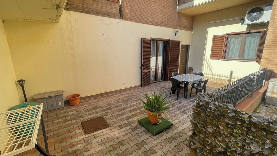 Apartment, 2 Bedrooms, Patio | Outdoor dining