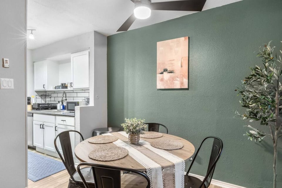 Bright and cozy dining space ideal for meals before heading to AT&T Stadium or enjoying a relaxed dinner after events. Perfect for couples, families, or small groups.