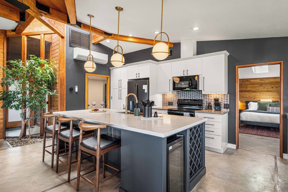 We provide dishwasher pods, dish soap, a fresh sponge for each guest, paper towels, in addition to some spices!