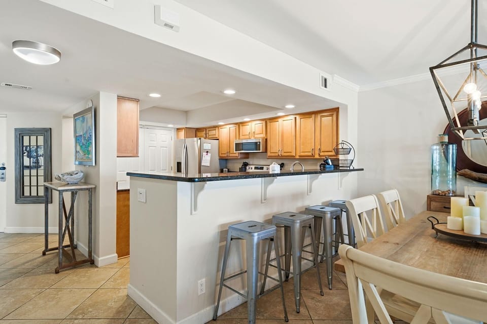Condo, Multiple Beds (SeaSpray East 625-Gulf Front) | Dining