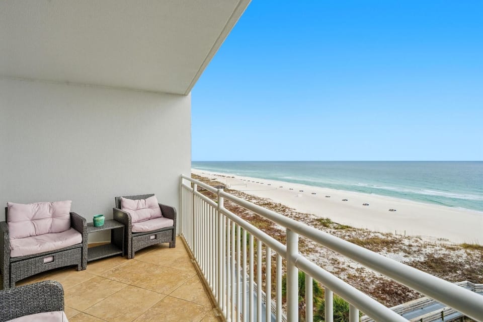 Condo, Multiple Beds (SeaSpray East 625-Gulf Front) | Property grounds