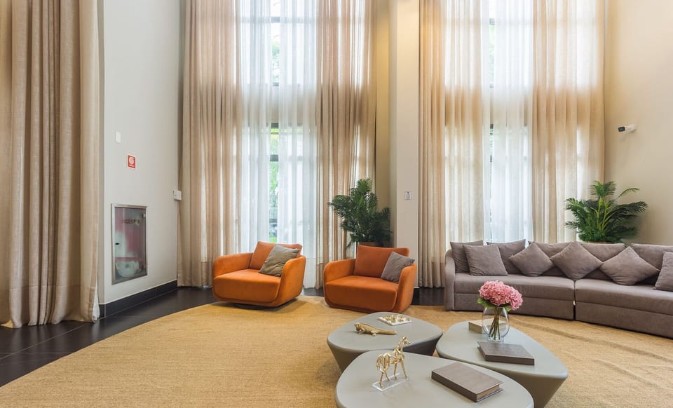 Basic Apartment | Living area
