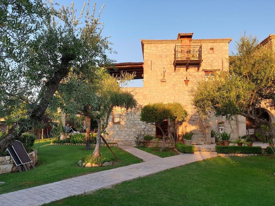 Deluxe Villa, Courtyard View | Exterior