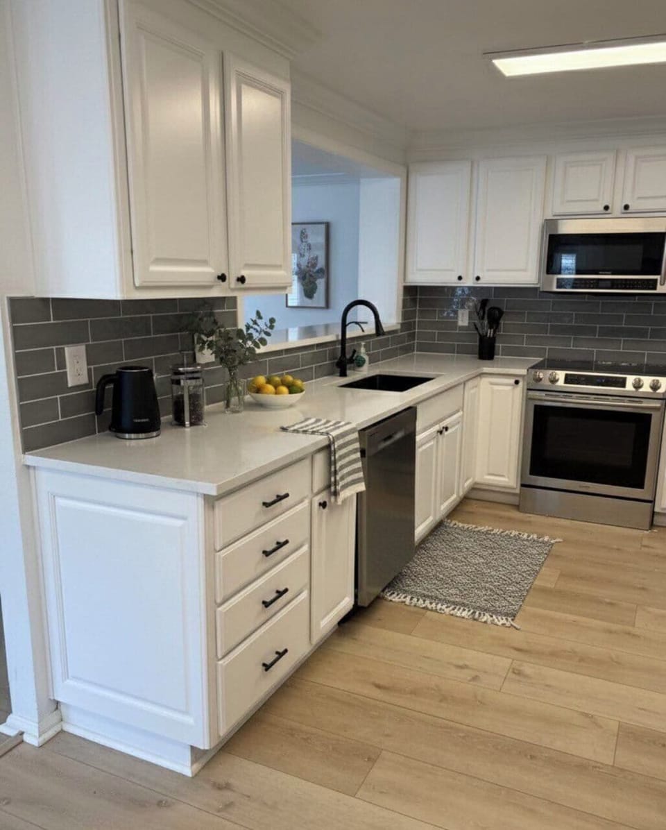 Comfort House, Patio | Private kitchen