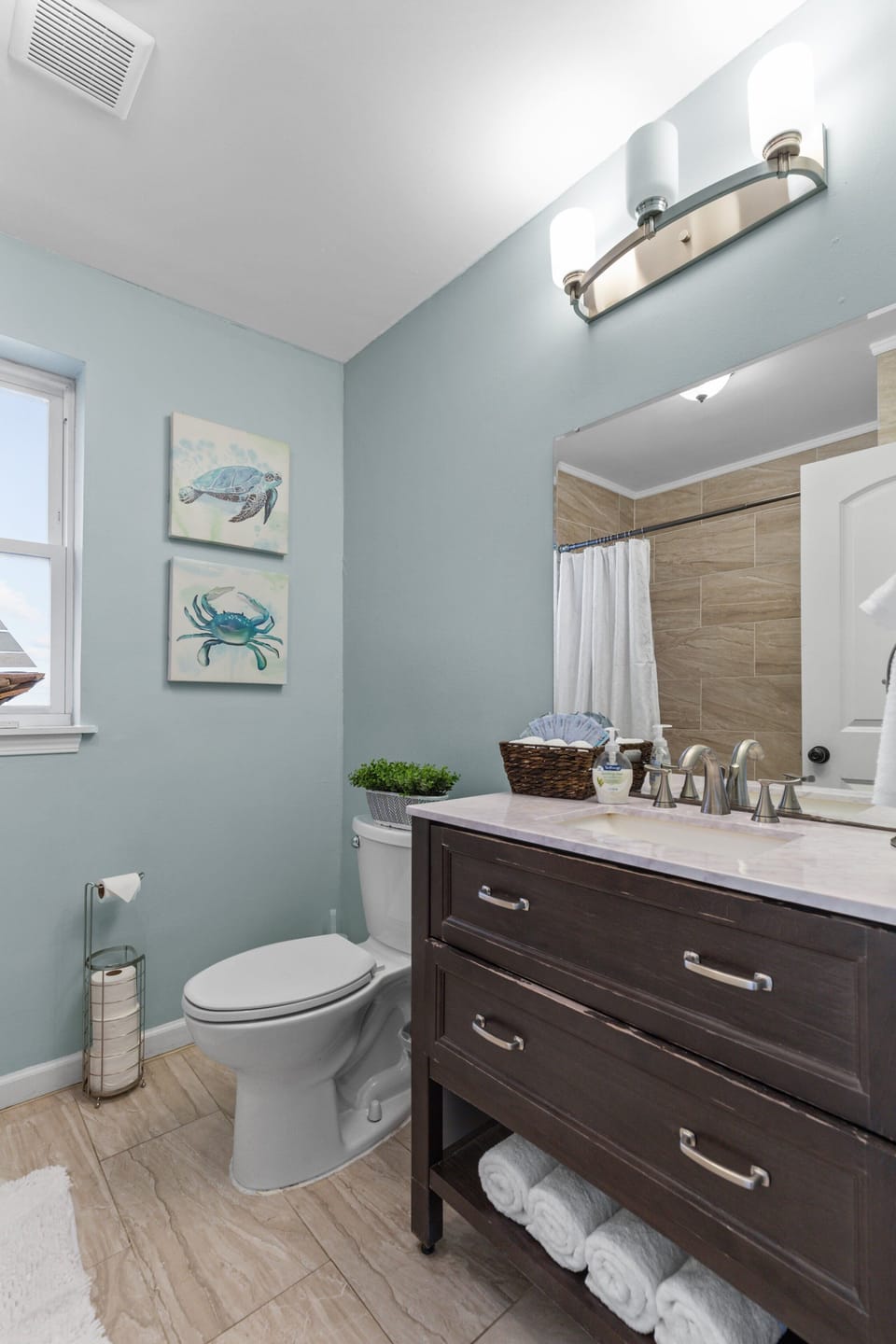 Forest Park Oasis by JZ Vacation Rentals Cottage in Saint Louis