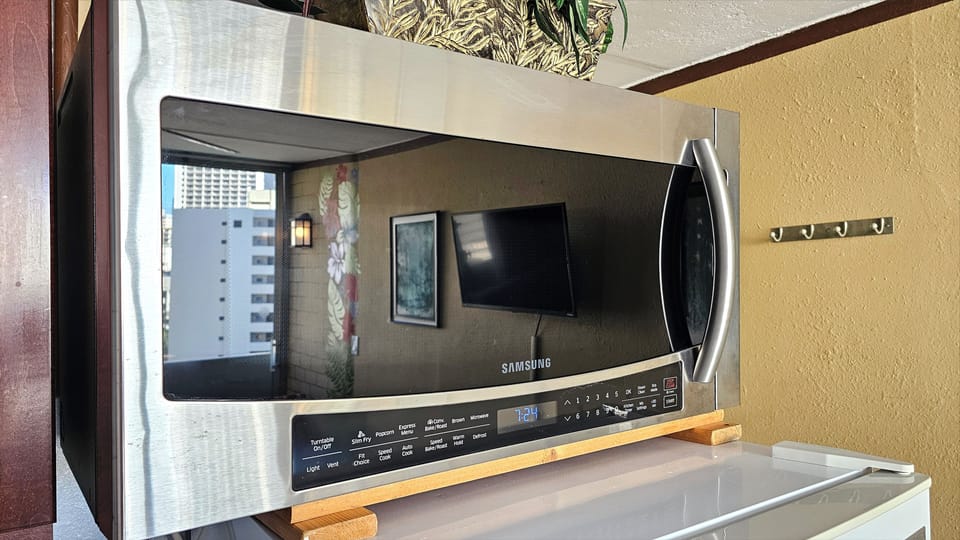 Microwave