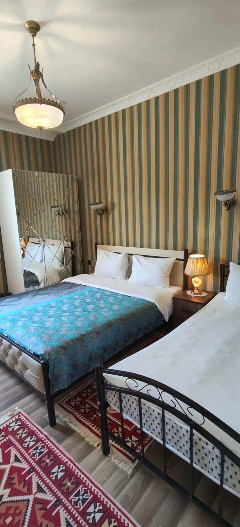 Deluxe Triple Room | Wardrobe