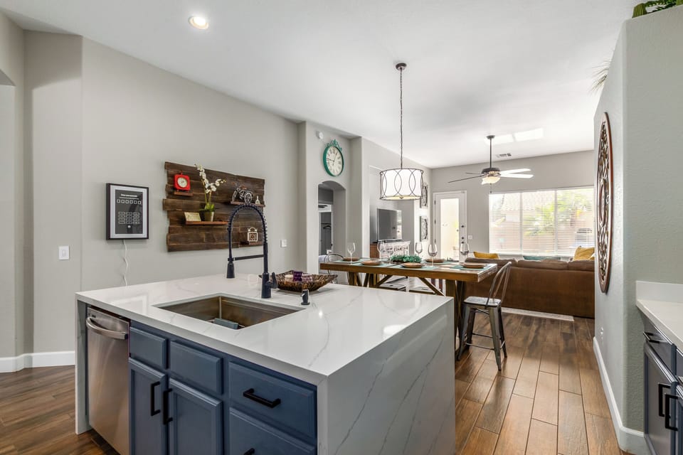 House (4 Bedrooms) | Interior
