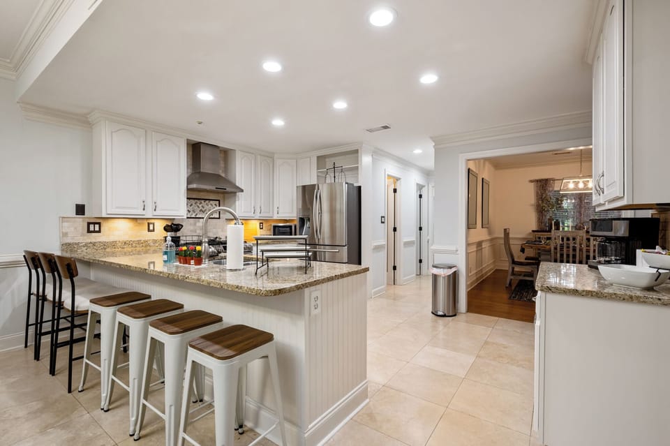 House (4 Bedrooms) | Interior
