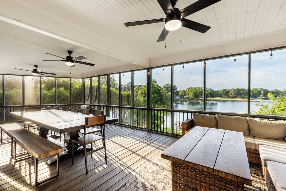 We love the views of the lake from here!