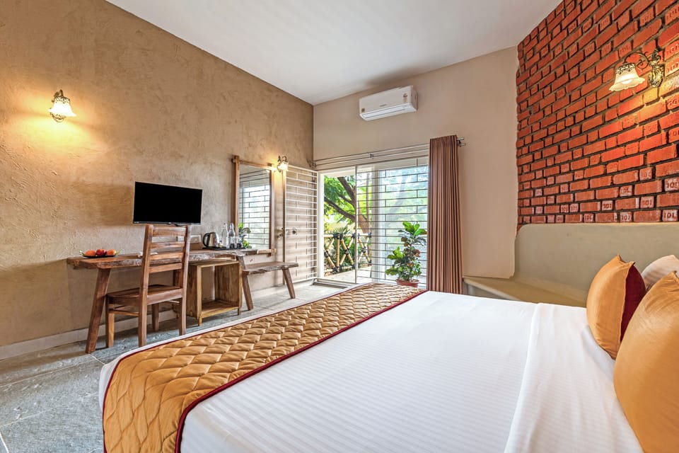 Superior Room, Hill View | Free WiFi
