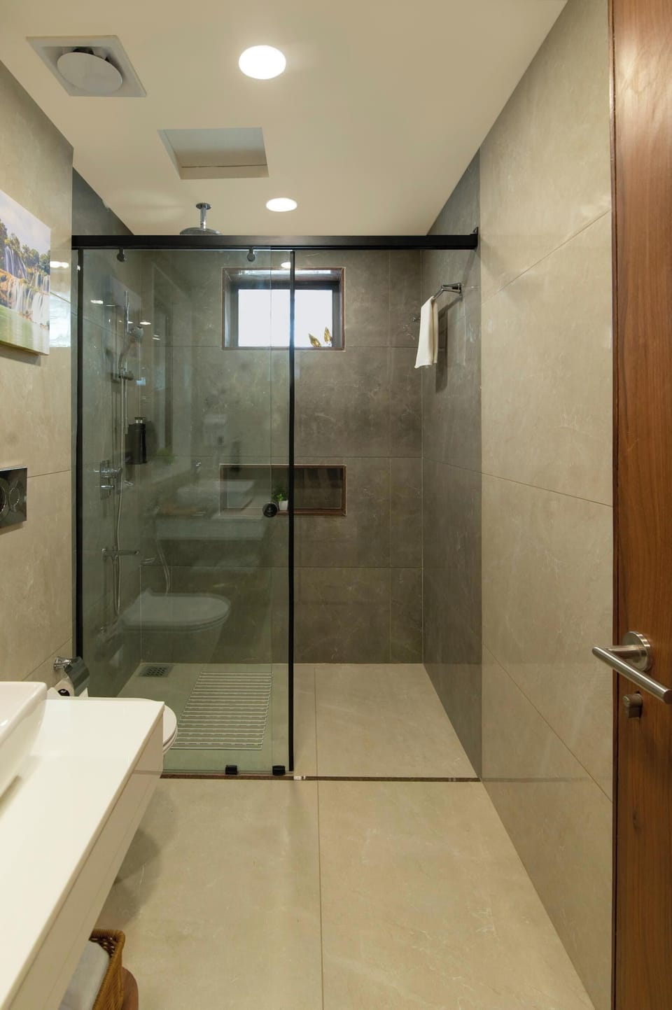 1 BHK Villa | Bathroom | Shower, free toiletries, hair dryer, bidet