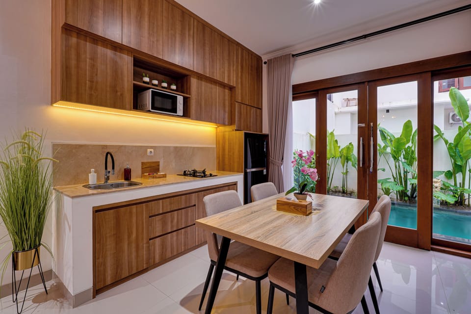 Villa, Balcony, Pool View | Private kitchen | Electric kettle, toaster