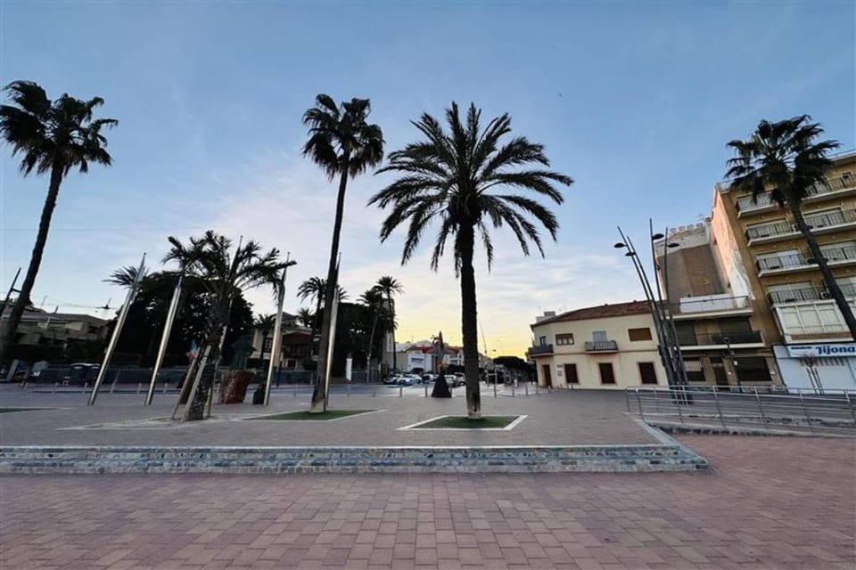 Surroundings [summer] (1-5 km)