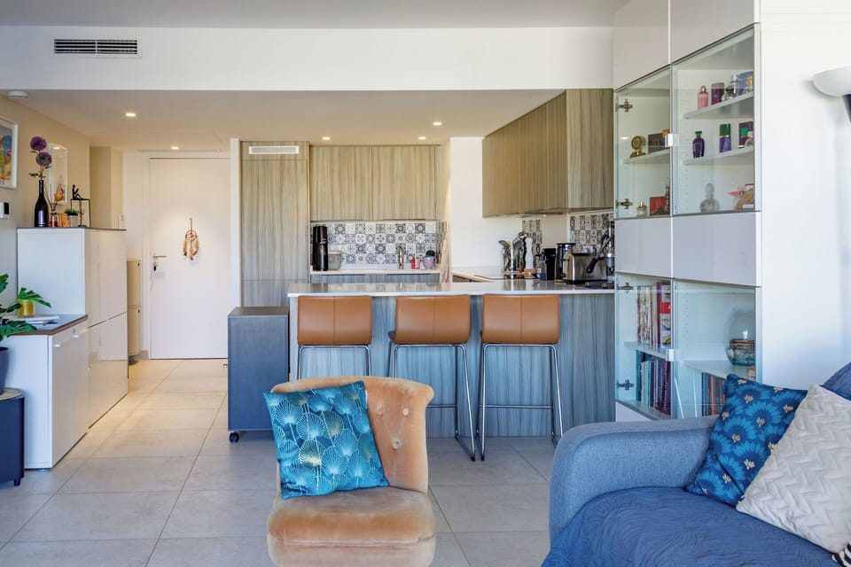 Kitchen, Main Entrance