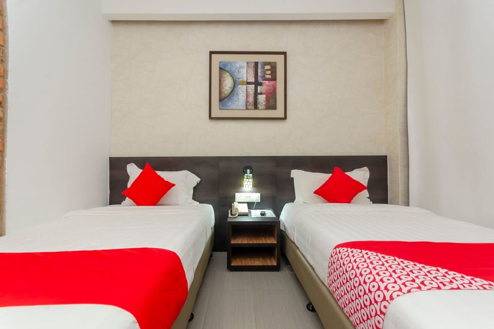 Deluxe Twin Room | Free WiFi, bed sheets