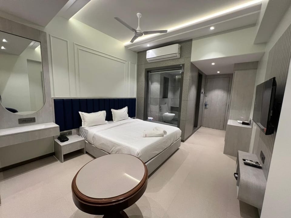 Deluxe Room | WiFi (free), bed sheets