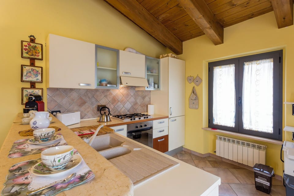 Apartment, Balcony | Private kitchen | Toaster
