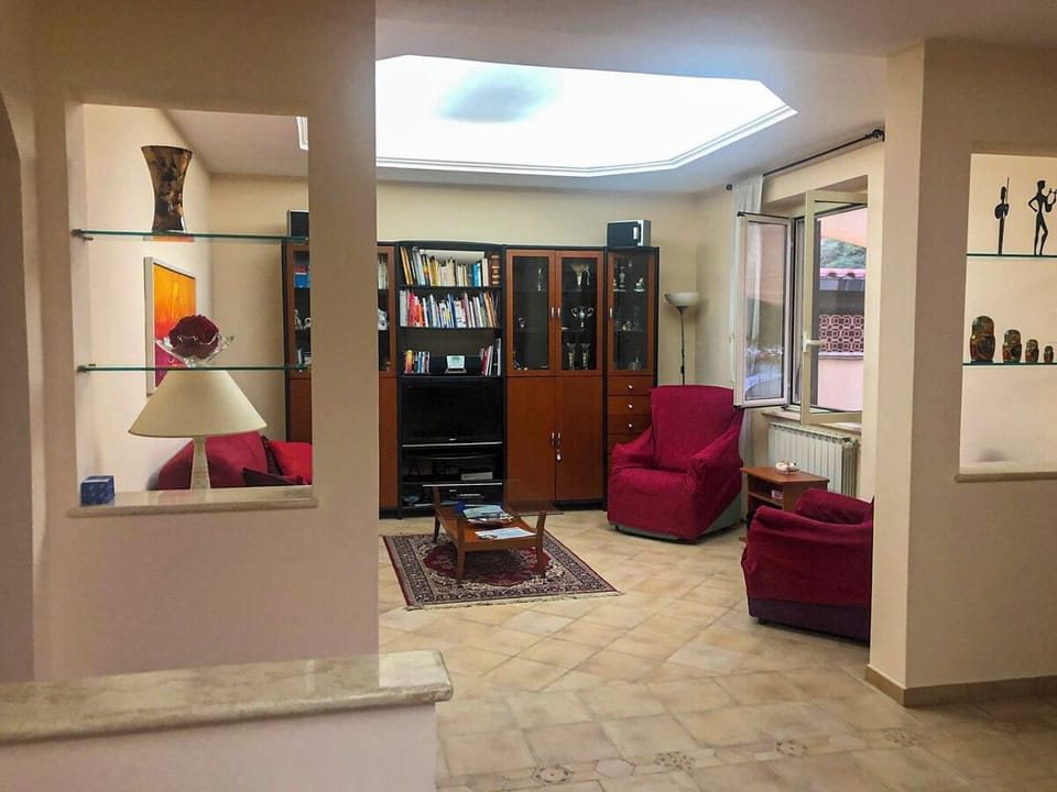 Apartment, 2 Bedrooms, Patio | Interior