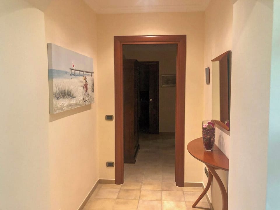 Apartment, 2 Bedrooms, Patio | Interior