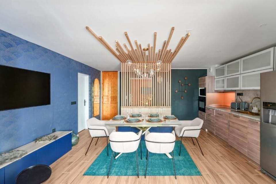 Apartment, Garden View | Dining
