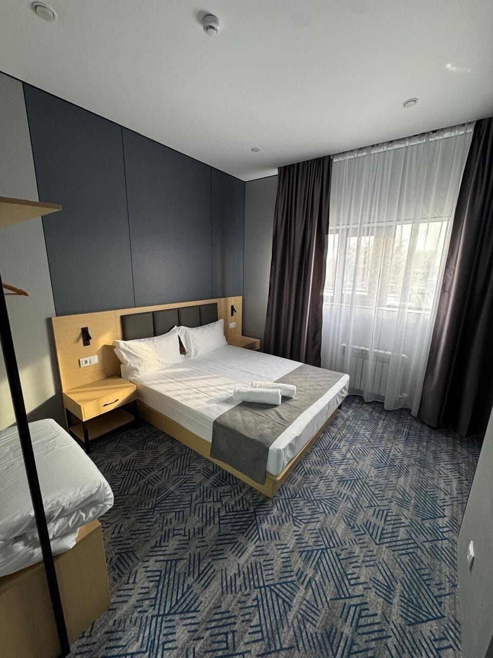 Comfort Double Room, 1 Bedroom, City View | Desk, laptop workspace, soundproofing, free WiFi